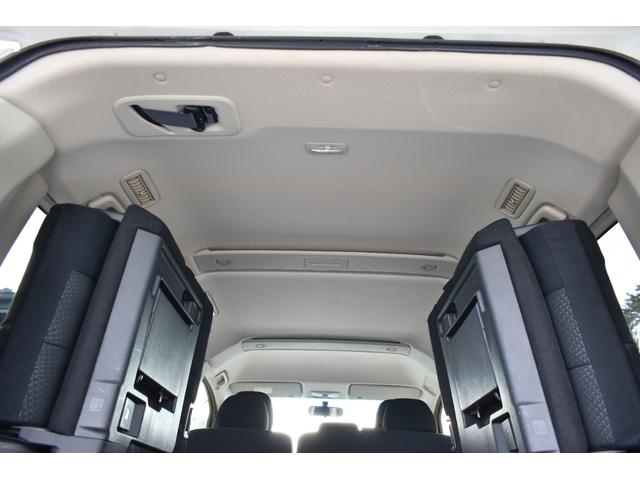 デリカＤ：５ Ｄ　パワーパッケージ　切替式４ＷＤ・ディーゼルターボ・両側パワースライドドア・社外ナビ・フルセグＴＶ・バックカメラ・ＣＤ・ＤＶＤ・Ｂｌｕｅｔｏｏｔｈ・社外１６インチアルミ・ＥＴＣ・スマートキー・ＨＩＤライト・フォグ・８人乗（45枚目）