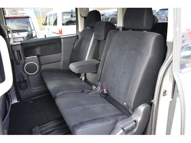 デリカＤ：５ Ｄ　パワーパッケージ　切替式４ＷＤ・ディーゼルターボ・両側パワースライドドア・社外ナビ・フルセグＴＶ・バックカメラ・ＣＤ・ＤＶＤ・Ｂｌｕｅｔｏｏｔｈ・社外１６インチアルミ・ＥＴＣ・スマートキー・ＨＩＤライト・フォグ・８人乗（47枚目）