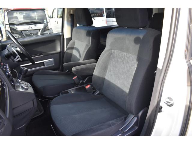 デリカＤ：５ Ｄ　パワーパッケージ　切替式４ＷＤ・ディーゼルターボ・両側パワースライドドア・社外ナビ・フルセグＴＶ・バックカメラ・ＣＤ・ＤＶＤ・Ｂｌｕｅｔｏｏｔｈ・社外１６インチアルミ・ＥＴＣ・スマートキー・ＨＩＤライト・フォグ・８人乗（51枚目）