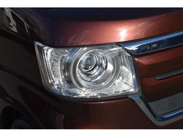 Ｎ－ＢＯＸ Ｇ・Ｌホンダセンシング　左パワースライドドア・純正ナビ・フルセグＴＶ・バックカメラ・ＣＤ・ＤＶＤ・Ｂｌｕｅｔｏｏｔｈ・衝突軽減ブレーキ・クルーズコントロール・ＬＥＤヘッドライト・ステアリングスイッチ・シートヒーター・ＥＴＣ（9枚目）