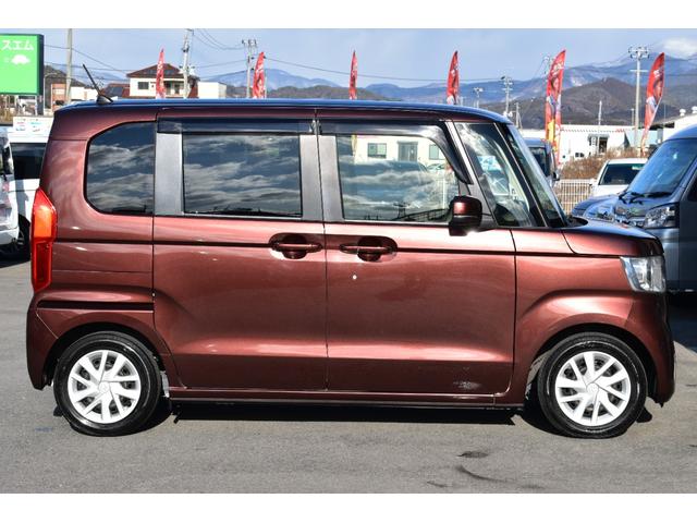 Ｎ－ＢＯＸ Ｇ・Ｌホンダセンシング　左パワースライドドア・純正ナビ・フルセグＴＶ・バックカメラ・ＣＤ・ＤＶＤ・Ｂｌｕｅｔｏｏｔｈ・衝突軽減ブレーキ・クルーズコントロール・ＬＥＤヘッドライト・ステアリングスイッチ・シートヒーター・ＥＴＣ（10枚目）