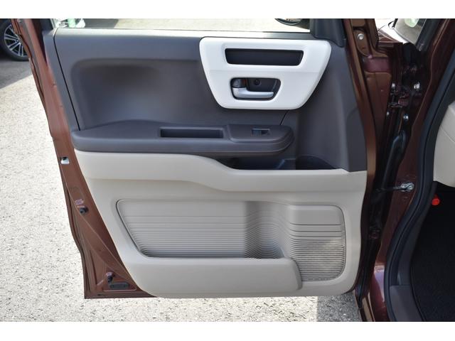 Ｎ－ＢＯＸ Ｇ・Ｌホンダセンシング　左パワースライドドア・純正ナビ・フルセグＴＶ・バックカメラ・ＣＤ・ＤＶＤ・Ｂｌｕｅｔｏｏｔｈ・衝突軽減ブレーキ・クルーズコントロール・ＬＥＤヘッドライト・ステアリングスイッチ・シートヒーター・ＥＴＣ（53枚目）