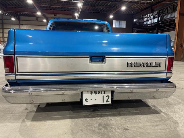 シボレーＣ－１０ 　エアサス　Ｖ８　５．０　８３年モデル（5枚目）