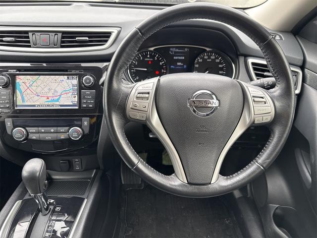 エクストレイル ２０Ｘｔ　エマージェンシーブレーキパッケージ　４ＷＤ　ドライブレコーダー　ＥＴＣ　全周囲カメラ　クリアランスソナー　オートクルーズコントロール　衝突被害軽減システム　ナビ　ＴＶ　オートライト　ＬＥＤヘッドランプ　電動リアゲート　アルミホイール（3枚目）
