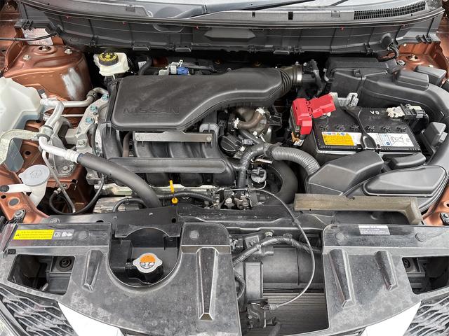 エクストレイル ２０Ｘｔ　エマージェンシーブレーキパッケージ　４ＷＤ　ドライブレコーダー　ＥＴＣ　全周囲カメラ　クリアランスソナー　オートクルーズコントロール　衝突被害軽減システム　ナビ　ＴＶ　オートライト　ＬＥＤヘッドランプ　電動リアゲート　アルミホイール（19枚目）