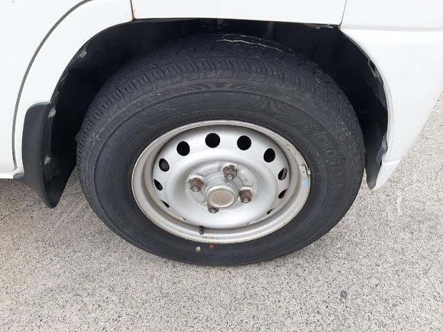 ミニキャブバン 　５速ＭＴ　４ＷＤ　パワステ　エアコン　純正ラジオ　タイミングベルト、クラッチ交換済み（22枚目）