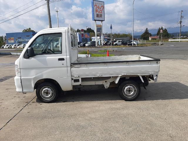 ハイゼットトラック エアコン・パワステ スペシャル 5速MT 4WD パワステ エアコン タイミングベルト交換済み(8枚目)