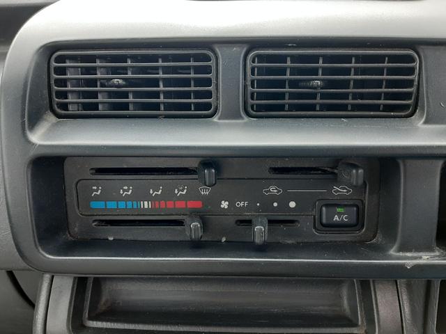 ハイゼットトラック エアコン・パワステ スペシャル 5速MT 4WD パワステ エアコン タイミングベルト交換済み(12枚目)