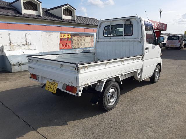 ミニキャブトラック 　５速ＭＴ　４ＷＤ　パワステ　ラジオ　スタッドレス（5枚目）
