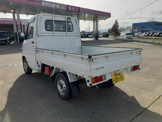 ミニキャブトラック 　５速ＭＴ　４ＷＤ　パワステ　ラジオ　スタッドレス（7枚目）