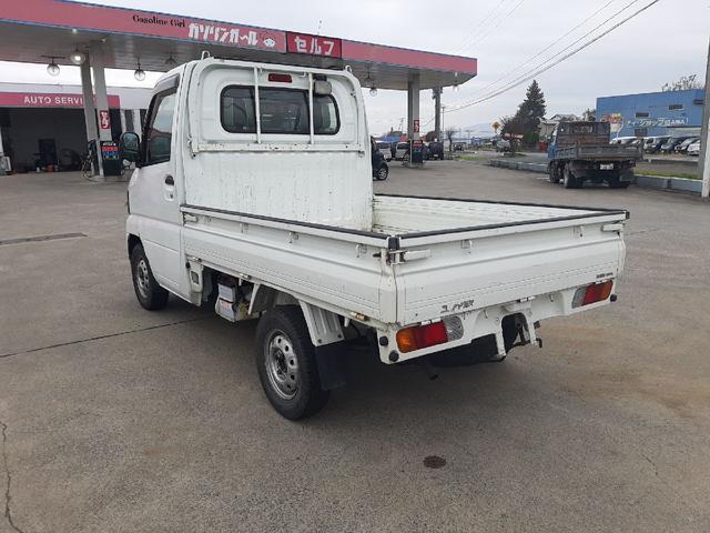 クリッパートラック 　５速ＭＴ　４ＷＤ　エアコン　パワステ（7枚目）