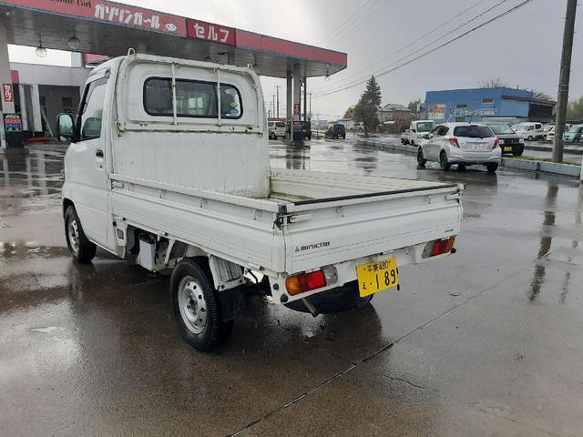 ミニキャブトラック Ｖタイプ　５速ＭＴ　４ＷＤ　パワステ　スタッドレス（7枚目）