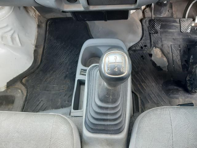 ミニキャブトラック Ｖタイプ　５速ＭＴ　４ＷＤ　パワステ　スタッドレス（13枚目）