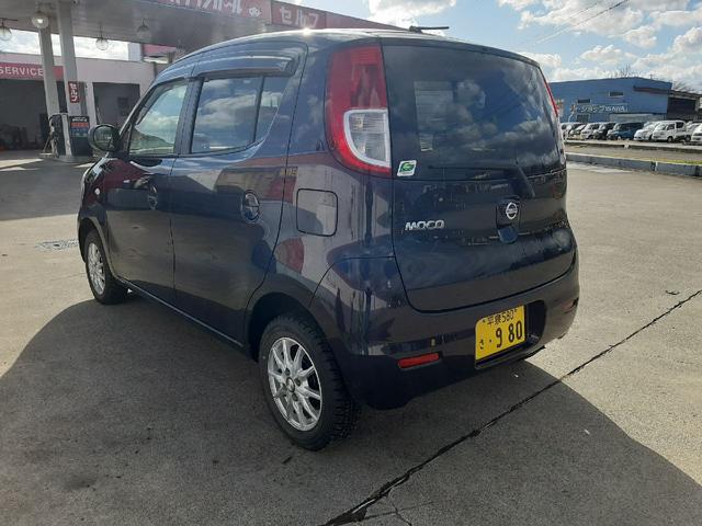 モコ Ｅ　ＦＯＵＲ　ＡＴ　４ＷＤ　スタッドレス　社外アルミ　純正ＣＤ　シートヒーター（7枚目）