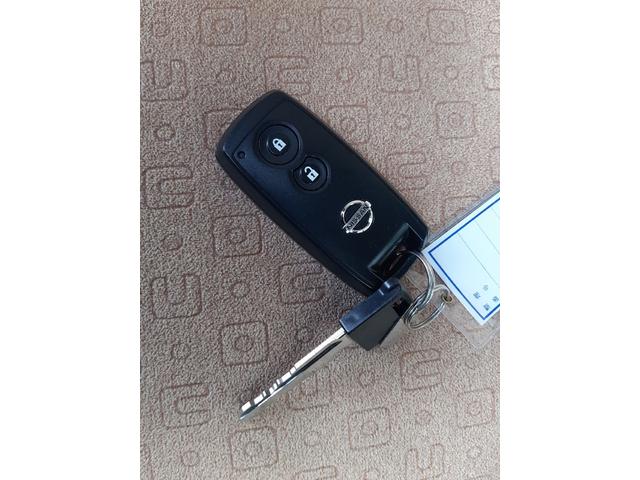 モコ Ｅ　ＦＯＵＲ　ＡＴ　４ＷＤ　スタッドレス　社外アルミ　純正ＣＤ　シートヒーター（21枚目）