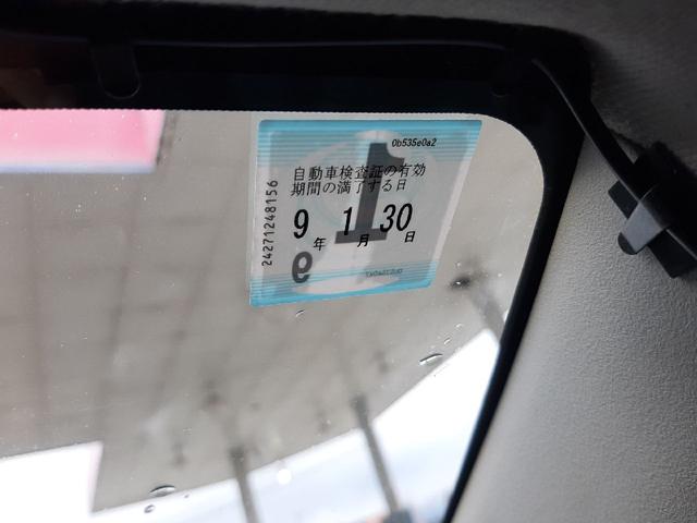 フィット Ｌ　ＡＴ　４ＷＤ　スタッドレス　社外アルミ　ナビ　ＴＶ　ＥＴＣ　リモコンキー（25枚目）