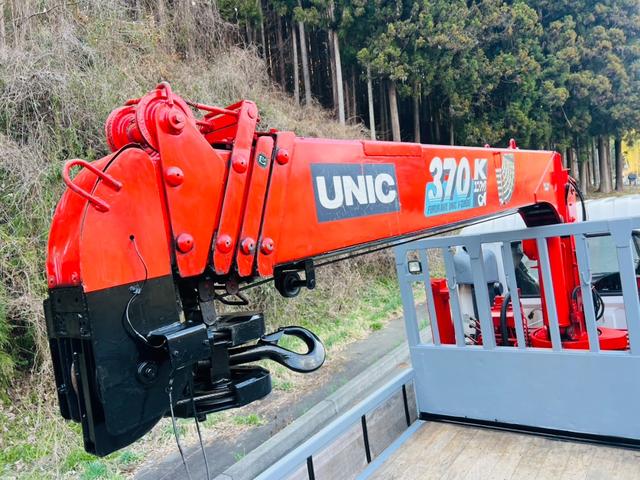 フォワード 　セルフローダー　５段クレーン　ラジコン付き　フックイン　最大積載量５５００ｋｇ　６速マニュアル　ＨＳＡ　エアサス　後輪ダブルタイヤ　アウトリガー　重機運搬（36枚目）