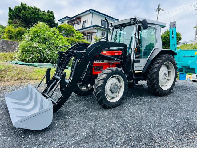 フランスその他 　マッセイファーガソン　トラクター　４ＷＤ　除雪機　１６８６ｈ　フロント　ローダー　リア　タカキタ　スノーブロワーＳＢ２２８０Ｅ　３０６０－４Ｃ（34枚目）