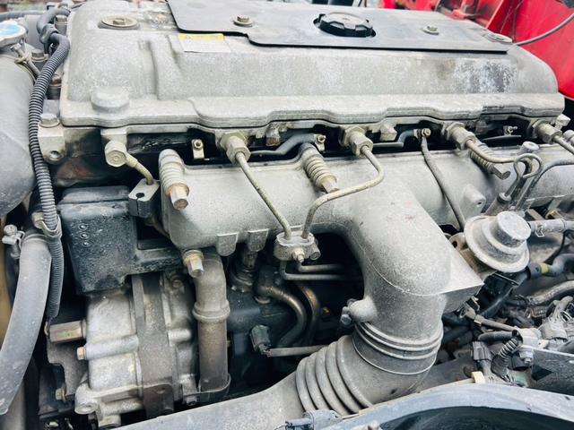 キャンター 　クレーン　平ボディー　積載量２０００ｋｇ　ＵＮＩＣ　Ｖ－ＴＵＲＢＯ２２０　５速マニュアル　エアコン　パワステ　パワーウィンドウ　アウトリガー（45枚目）