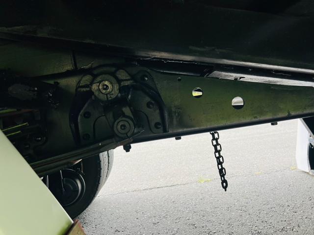 コンドル 　セルフローダー　重機運搬車　最大積載量８５００ｋｇ　ラジコン付き　６速マニュアル　板張り　ＰＫ３６Ｃ　エンジン日野Ｊ０７Ｅ　ウインチ付き　作業灯　ＥＴＣ　ＡＭＦＭラジオ（29枚目）