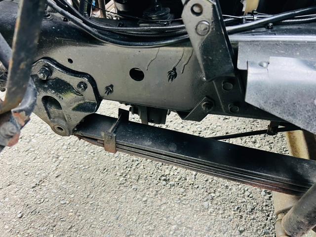 コンドル 　セルフローダー　重機運搬車　最大積載量８５００ｋｇ　ラジコン付き　６速マニュアル　板張り　ＰＫ３６Ｃ　エンジン日野Ｊ０７Ｅ　ウインチ付き　作業灯　ＥＴＣ　ＡＭＦＭラジオ（41枚目）