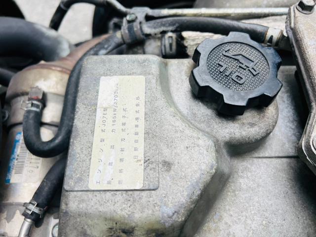 コンドル 　セルフローダー　重機運搬車　最大積載量８５００ｋｇ　ラジコン付き　６速マニュアル　板張り　ＰＫ３６Ｃ　エンジン日野Ｊ０７Ｅ　ウインチ付き　作業灯　ＥＴＣ　ＡＭＦＭラジオ（46枚目）