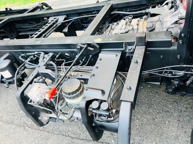 ヒノレンジャー 　セルフローダー　ラジコン付き　最大積載量３３５０ｋｇ　６速マニュアル　ウインチ付き　バックカメラ　エアコン　パワステ　ターボ（35枚目）