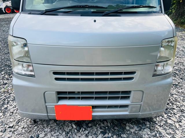 スクラム ＰＣ　４ＷＤ　オートマ　ターボ　ナビ　エアコン　パワステ　パワーウィンドウ　ナビ　両側スライドドア　運転席助手席エアバック　ドアバイザー（5枚目）