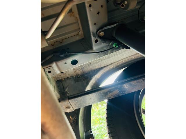スクラム ＰＣ　４ＷＤ　オートマ　ターボ　ナビ　エアコン　パワステ　パワーウィンドウ　ナビ　両側スライドドア　運転席助手席エアバック　ドアバイザー（10枚目）