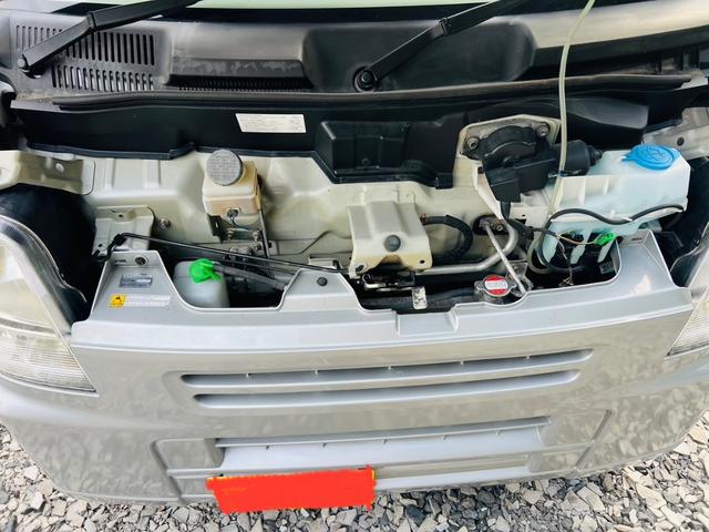 スクラム ＰＣ　４ＷＤ　オートマ　ターボ　ナビ　エアコン　パワステ　パワーウィンドウ　ナビ　両側スライドドア　運転席助手席エアバック　ドアバイザー（21枚目）