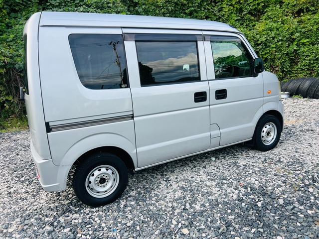 スクラム ＰＣ　４ＷＤ　オートマ　ターボ　ナビ　エアコン　パワステ　パワーウィンドウ　ナビ　両側スライドドア　運転席助手席エアバック　ドアバイザー（43枚目）