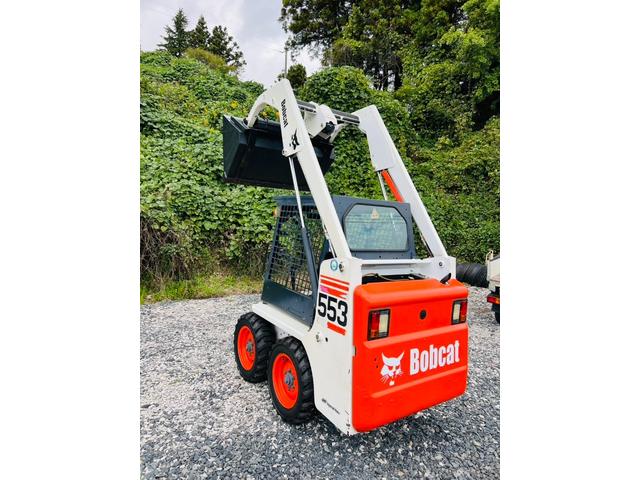 アメリカその他 bobcat 553 4WD スキッドステアローダー アワーメーター713h 新品タイヤ ディーゼル車(5枚目)