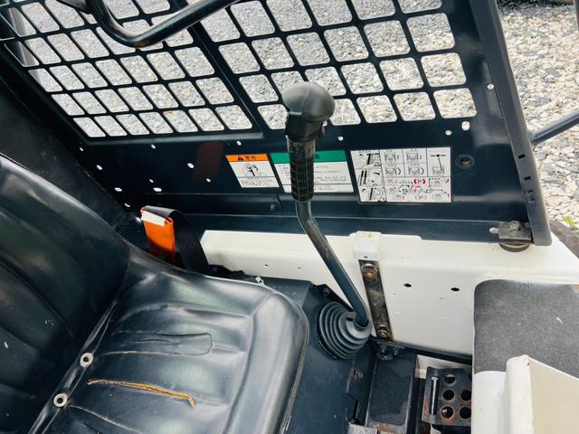 アメリカその他 bobcat 553 4WD スキッドステアローダー アワーメーター713h 新品タイヤ ディーゼル車(15枚目)