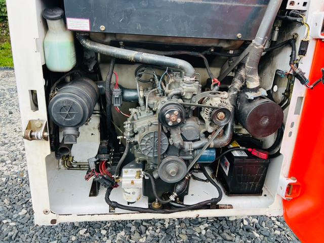 アメリカその他 bobcat 553 4WD スキッドステアローダー アワーメーター713h 新品タイヤ ディーゼル車(22枚目)