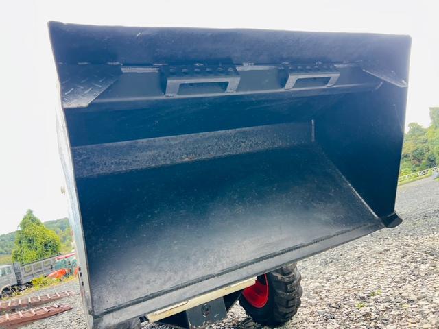 アメリカその他 bobcat 553 4WD スキッドステアローダー アワーメーター713h 新品タイヤ ディーゼル車(29枚目)