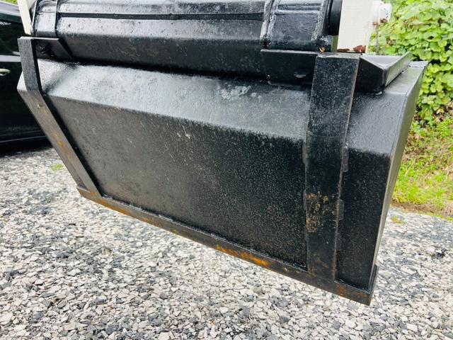 アメリカその他 bobcat 553 4WD スキッドステアローダー アワーメーター713h 新品タイヤ ディーゼル車(30枚目)