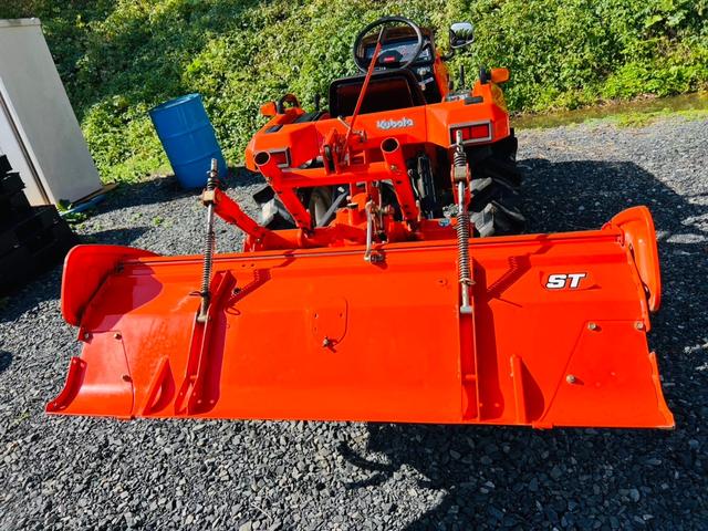 日本 　クボタ　トラクター　ＳＡＴＵＲＮ　Ｘ－２０　アワーメーター１０００ｈ　Ｒ１５Ｎ　４ＷＤ（28枚目）