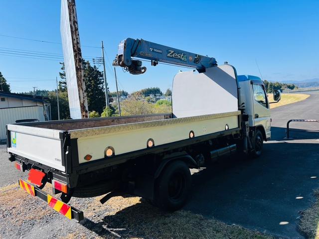 キャンター 　タダノクレーン　ラジコン付き　フックイン　平ボディー　最大積載量２７５０ｋｇ　キーレスエントリー　ＥＴＣ　アウトリガー　エアバック（9枚目）