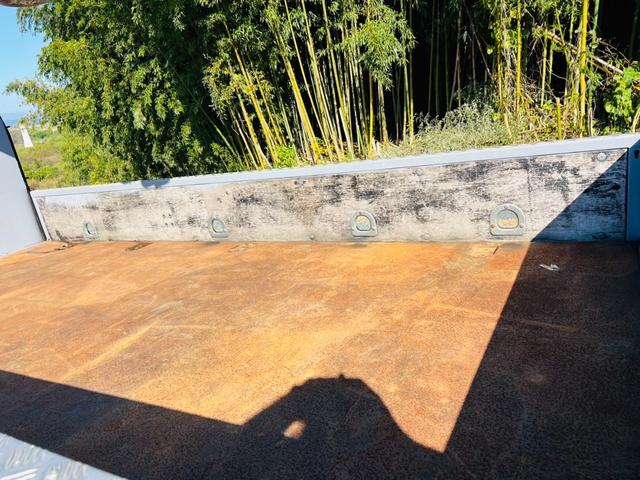 キャンター 　タダノクレーン　ラジコン付き　フックイン　平ボディー　最大積載量２７５０ｋｇ　キーレスエントリー　ＥＴＣ　アウトリガー　エアバック（15枚目）