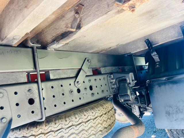 キャンター 　タダノクレーン　ラジコン付き　フックイン　平ボディー　最大積載量２７５０ｋｇ　キーレスエントリー　ＥＴＣ　アウトリガー　エアバック（23枚目）