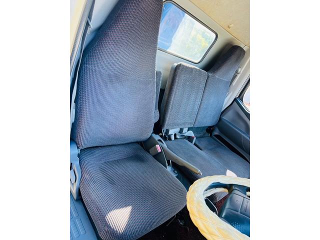 キャンター 　タダノクレーン　ラジコン付き　フックイン　平ボディー　最大積載量２７５０ｋｇ　キーレスエントリー　ＥＴＣ　アウトリガー　エアバック（56枚目）