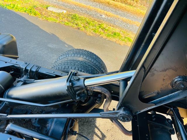 エルフトラック ダンプ 4WD 5速マニュアル 最大積載量2000kg コボレーン HSAヒルスタートアシスト アイドリングストップ 後輪ダブルタイヤ エアコン パワステ パワーウィンドウ エアバック(13枚目)