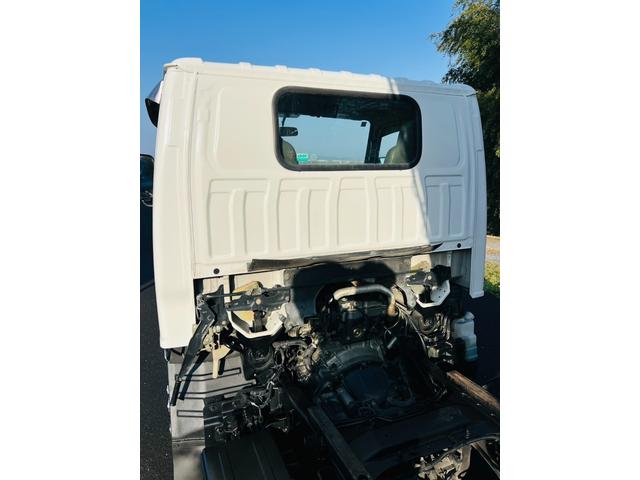 エルフトラック ダンプ 4WD 5速マニュアル 最大積載量2000kg コボレーン HSAヒルスタートアシスト アイドリングストップ 後輪ダブルタイヤ エアコン パワステ パワーウィンドウ エアバック(21枚目)