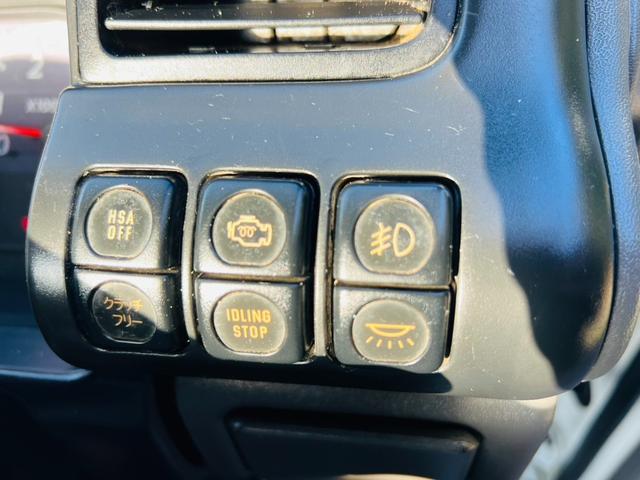 エルフトラック ダンプ 4WD 5速マニュアル 最大積載量2000kg コボレーン HSAヒルスタートアシスト アイドリングストップ 後輪ダブルタイヤ エアコン パワステ パワーウィンドウ エアバック(28枚目)