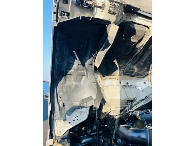 エルフトラック ダンプ 4WD 5速マニュアル 最大積載量2000kg コボレーン HSAヒルスタートアシスト アイドリングストップ 後輪ダブルタイヤ エアコン パワステ パワーウィンドウ エアバック(44枚目)