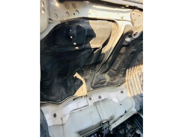 エルフトラック ダンプ 4WD 5速マニュアル 最大積載量2000kg コボレーン HSAヒルスタートアシスト アイドリングストップ 後輪ダブルタイヤ エアコン パワステ パワーウィンドウ エアバック(48枚目)