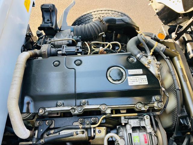 エルフトラック ダンプ 4WD 5速マニュアル 最大積載量2000kg コボレーン HSAヒルスタートアシスト アイドリングストップ 後輪ダブルタイヤ エアコン パワステ パワーウィンドウ エアバック(58枚目)