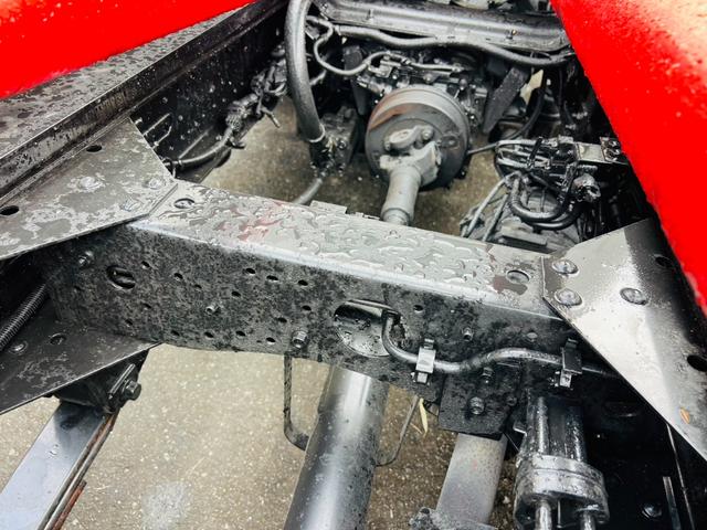 エルフトラック アームロール 5速マニュアル 最大積載量3000kg HSAヒルスタートアシスト エアコンパワステ パワーウィンドウ ETC(17枚目)