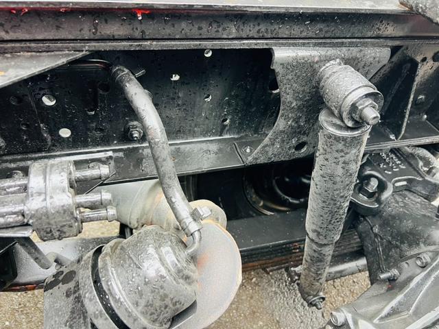 エルフトラック アームロール 5速マニュアル 最大積載量3000kg HSAヒルスタートアシスト エアコンパワステ パワーウィンドウ ETC(30枚目)