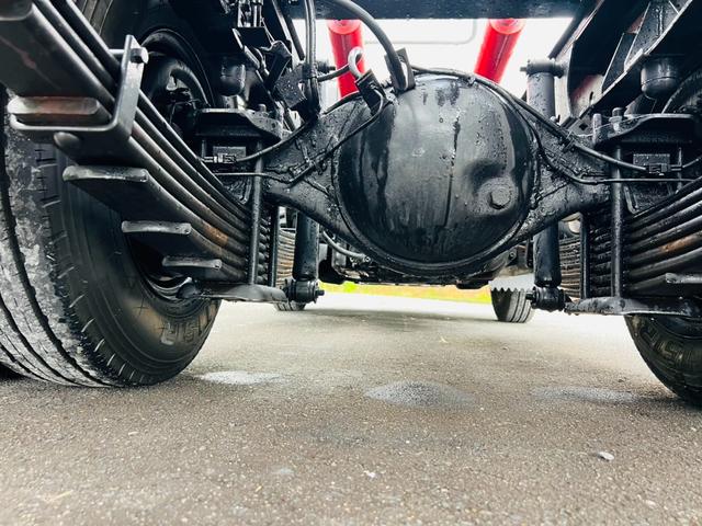 エルフトラック アームロール 5速マニュアル 最大積載量3000kg HSAヒルスタートアシスト エアコンパワステ パワーウィンドウ ETC(33枚目)